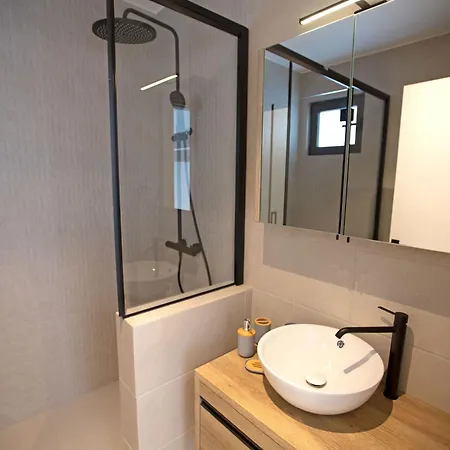 Mediterra Ruby Fm *